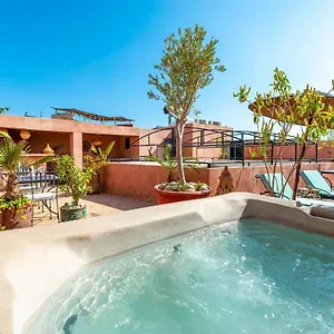 https://riad-lorange-bleue.marrakeshhotelsmorocco.com