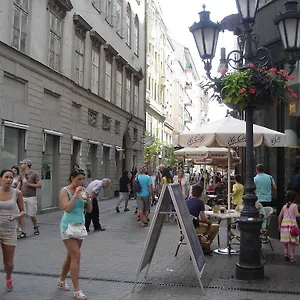 Romantic Centrum Budapest