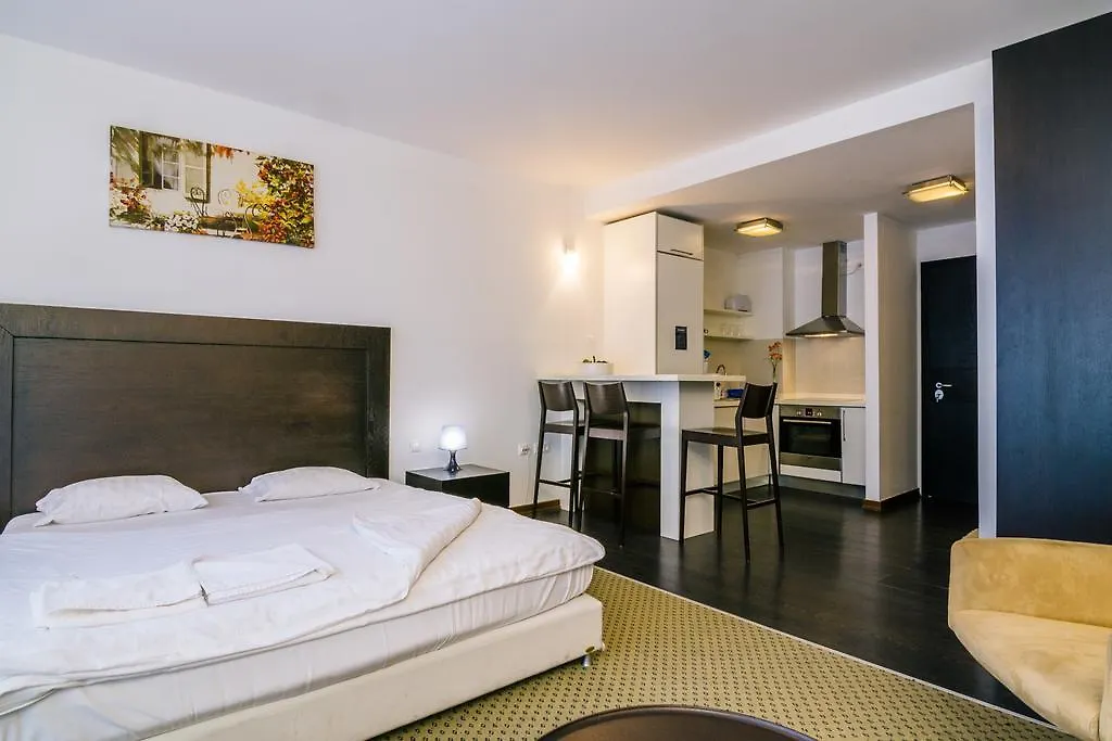 City Gardens Hotel & Wellness Βουδαπέστη 4*,